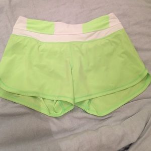 Lululemon shorts size 6