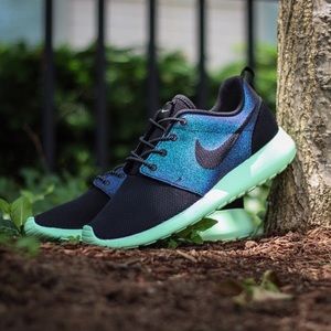 NIKE Roche One World Cup QS