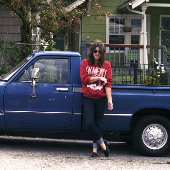 Meet your Posher, Brandi - Picture 1 of 1