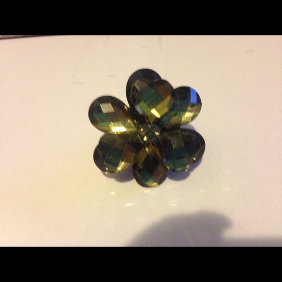 Black crystal flower oversized ring