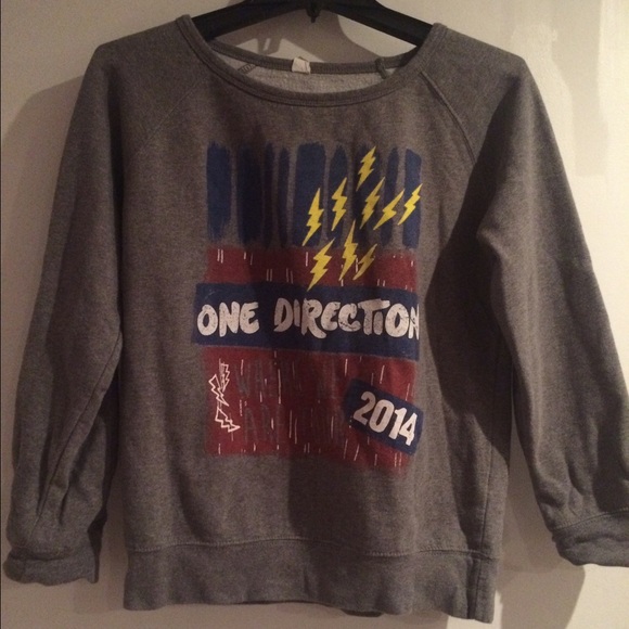One direction WWA tour concert sweatshirt