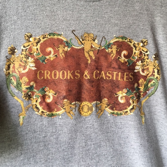 Crooks & castles men's medium tee shirt