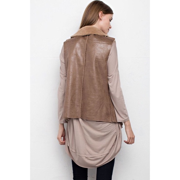 BOUTIQUE CLOSING MAKE AN OFFER - Picture 3 of 4