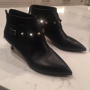 Black leather authentic Valentino rockstud booties