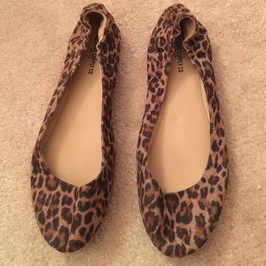 Leopard flats