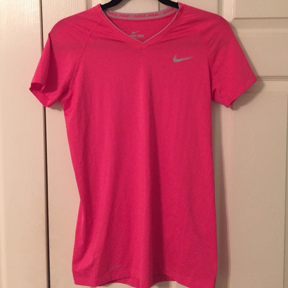NWOT Nike Pro Work-Out Tee