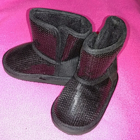 Baby girl's sequin boots
