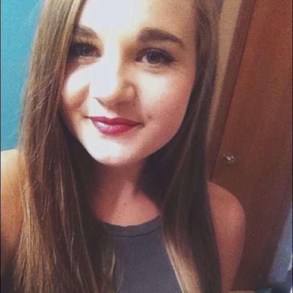 Meet your Posher, Lexie - Picture 1 of 1