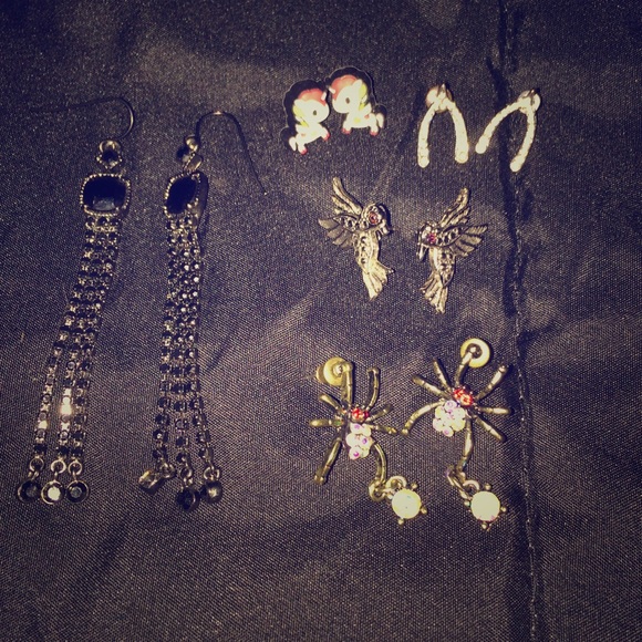 5 Pair of Earrings