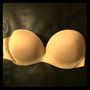 Le Mystere uplift strapless bra 32 D