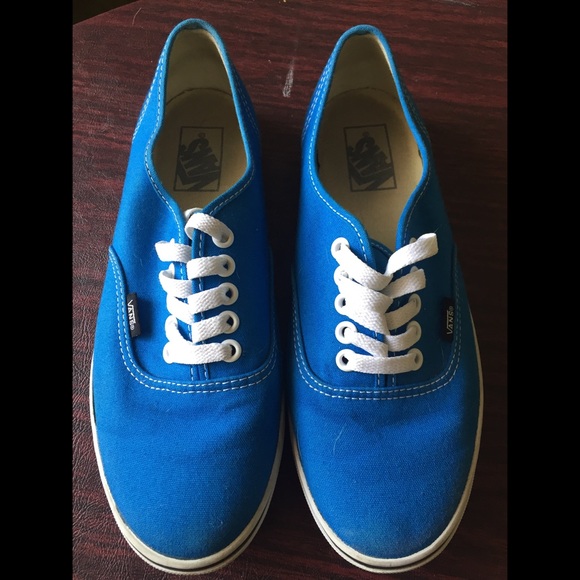 Vans Blue Authentic Lo Pro - GREAT CONDITION