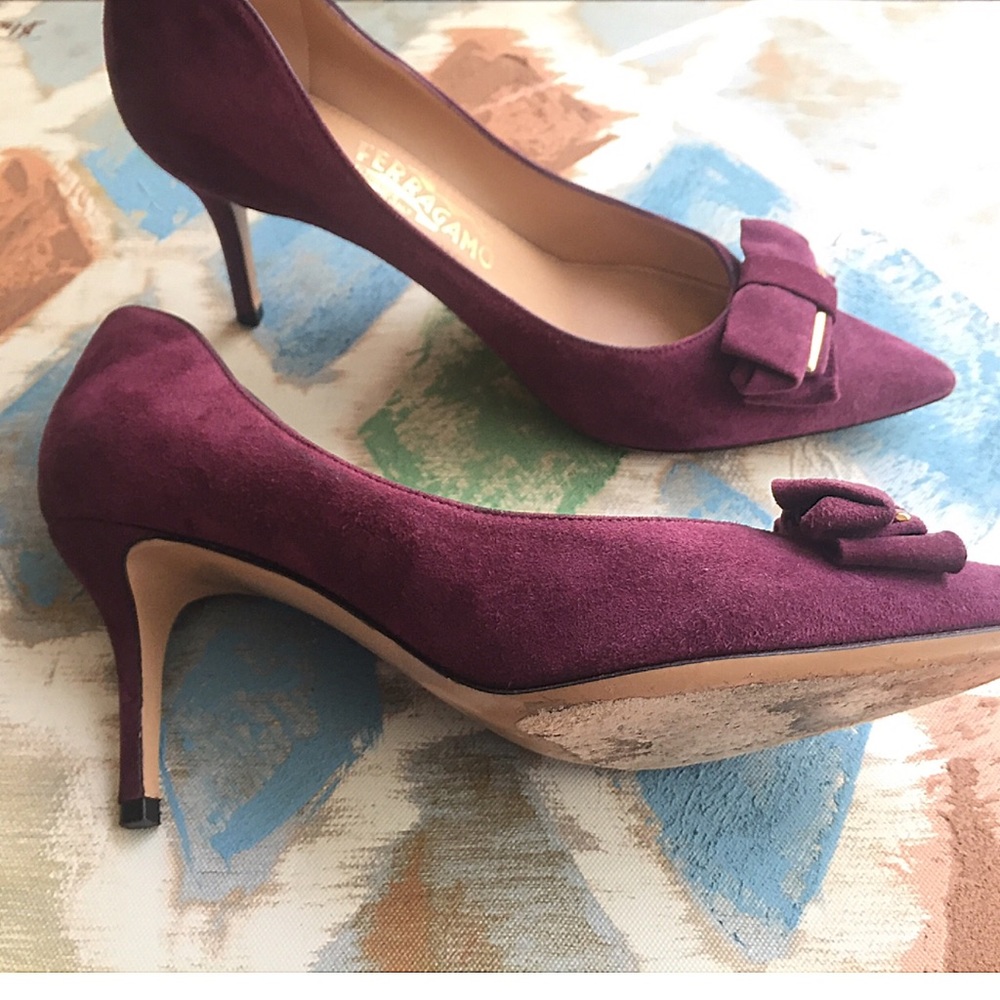 💯Ferragamo Suede Pumps - Picture 7 of 7