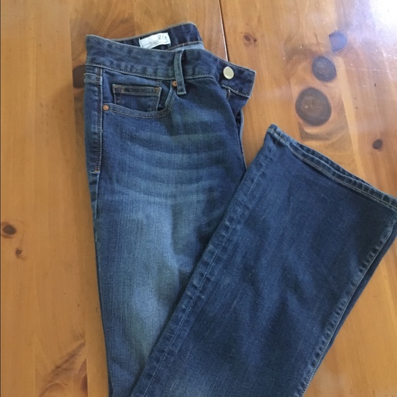 Gap 1969 curvy jeans size 27s
