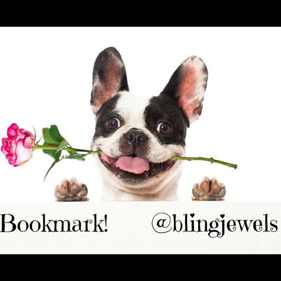 💖BOOKMARK💖 Like It And Bookmark My Closet - Picture 1 of 1