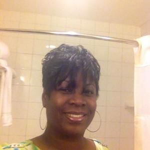 Meet your Posher, Shawna