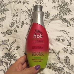 SWEDISH BEAUTY BOTANICA TANNING LOTION!