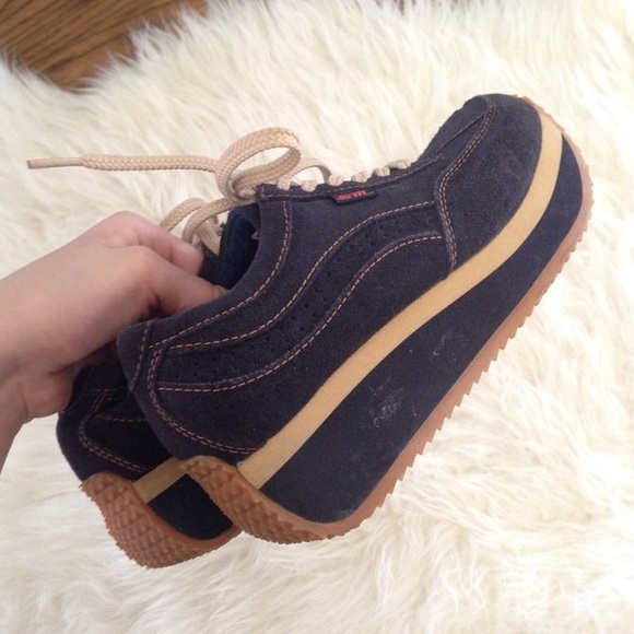 BRATZ platform trainers!