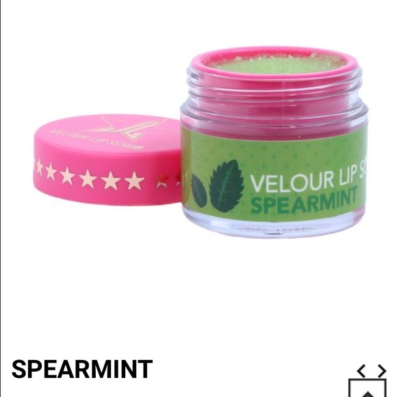 Jeffree star lip scrub