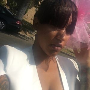 Meet your Posher, Majae