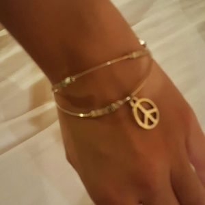 Silver Peace Sign Wire Bangle Set