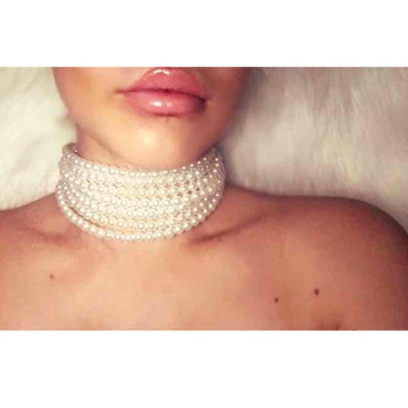 SAV Jewelry - PEARL CHOKER BNWT