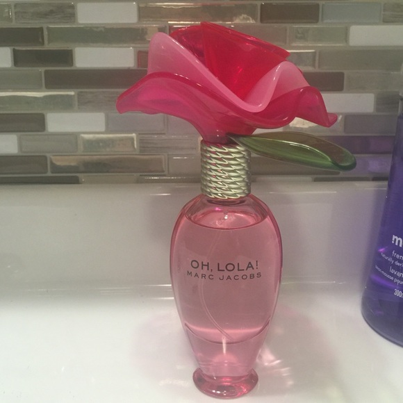 Marc Jacobs oh, Lola perfume