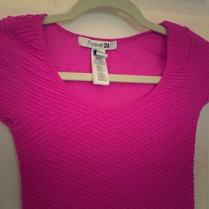Hot pink textured bodycon dress!