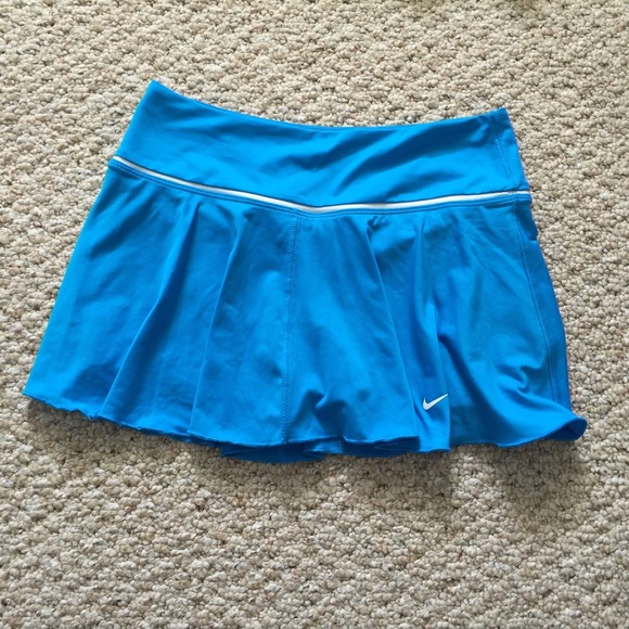 Nike tennis skirt size small