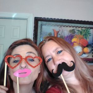 Meet your Posher, Edna