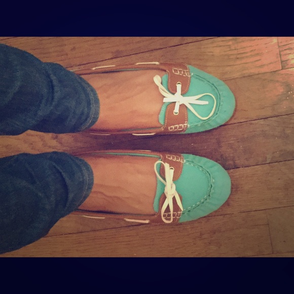 Aldo mint green flats