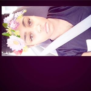 Meet your Posher, Destinee