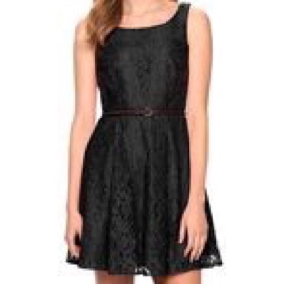 LC Lauren Conrad Dresses & Skirts - 🎉Final Price Drop🎉LC Black Lace Dress Size 8
