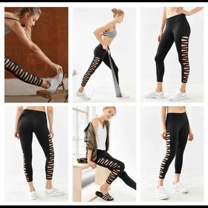 Walk without walls crisscross legging