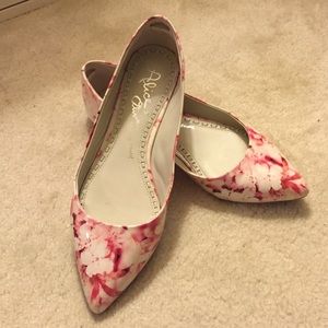 Alice and Olivia Rose Print Flats
