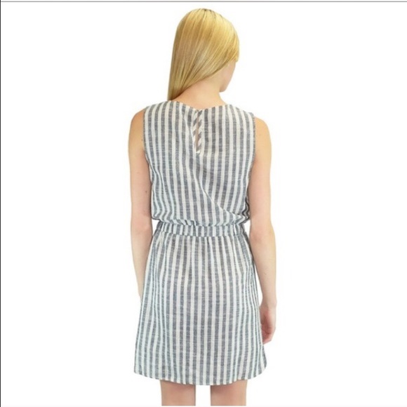 ✨HP✨Grey striped dress - Picture 3 of 3