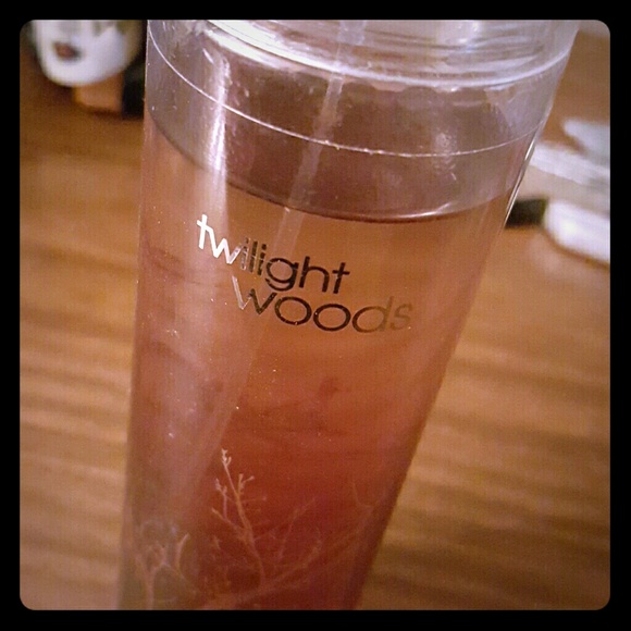 Twilight Woods body spray