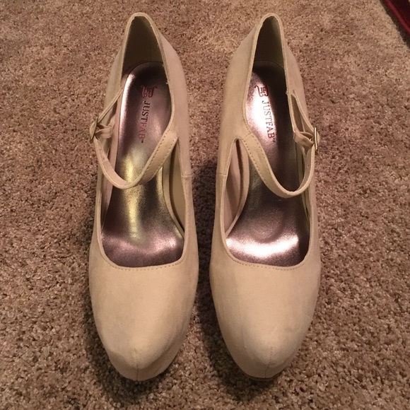 Nude, 6 inch heels never worn