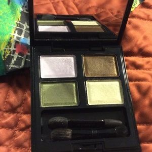 Suqqu Blend Color Eyeshadow #17 Yomogiiro