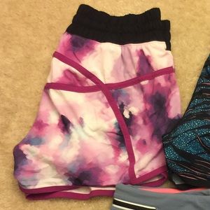 Lululemon tracker shorts