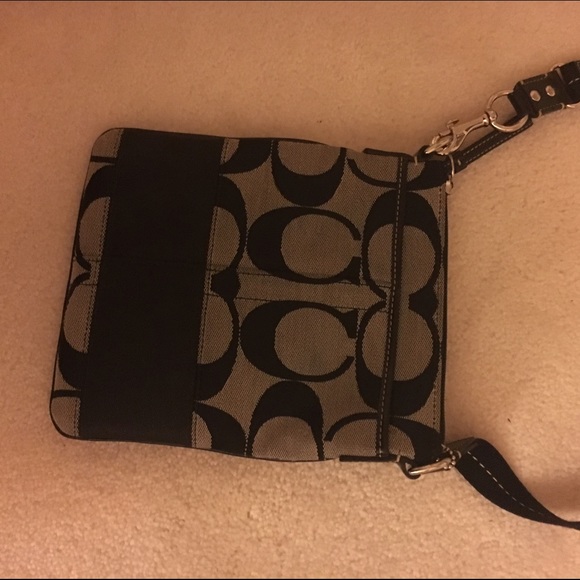 ❌SOLD❌ Never used coach cross body!