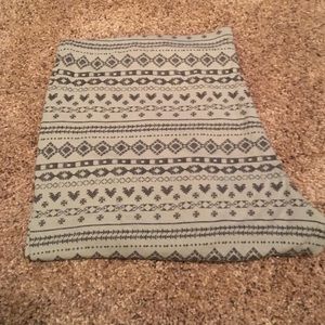 Never worn grey printed leggings