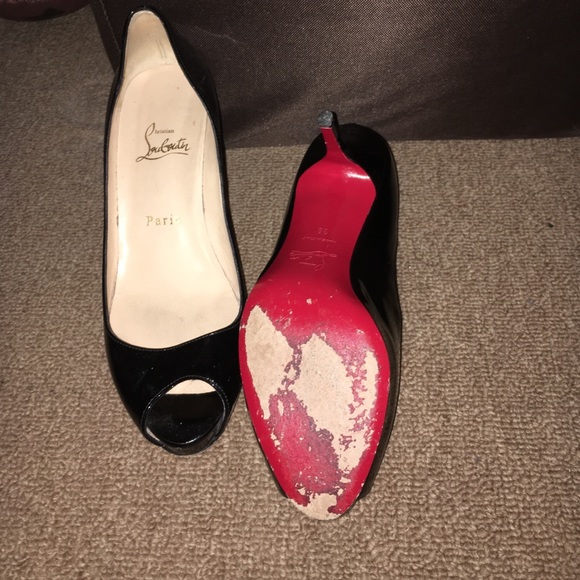 Christian Louboutin - Picture 3 of 3