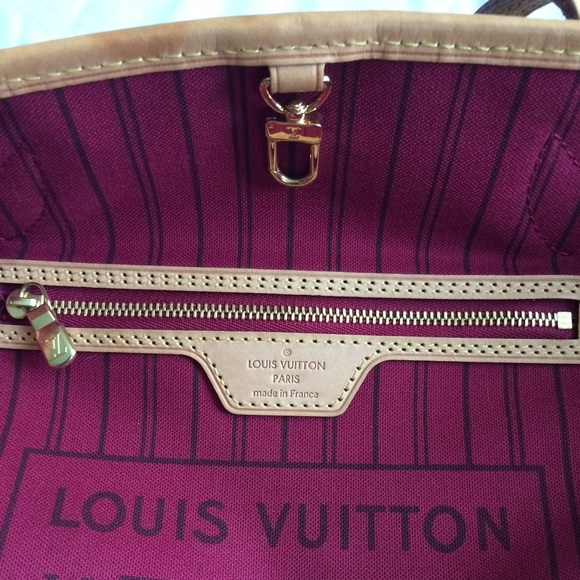 SOLD - Picture 3 of 4