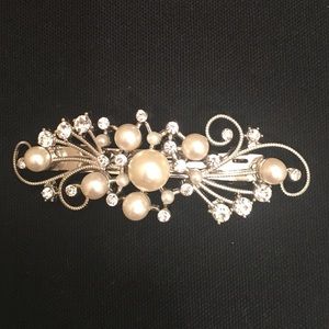 Pearl Hair Clip!