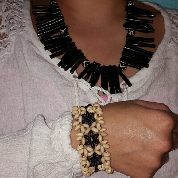 Hand crafted African beaded necklace and braclet