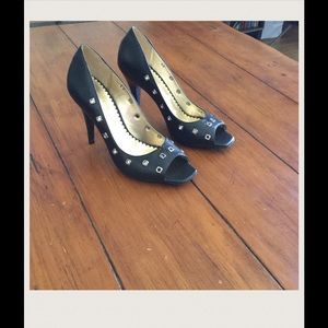 Jessica Simpson heels