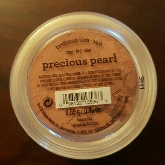 bare Minerals blush, precious pearl