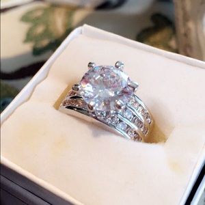 Solitaire cut Swarovski Crystal silver ring