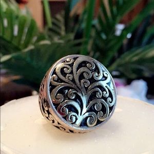 Silver Sophisticated Ring