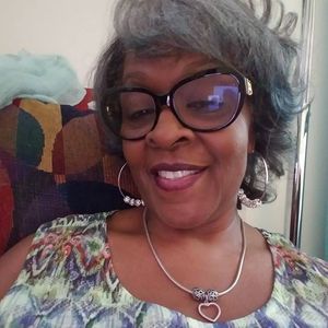 Meet your Posher, Faye